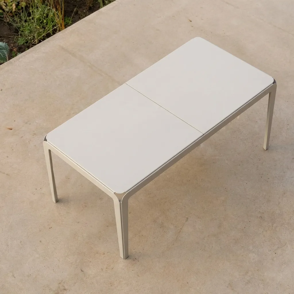 Mesa para 4 personas de metal